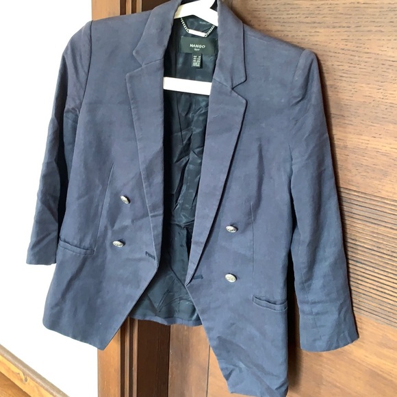 MANGO : size XS navy blue blazer. Can fit S also. 3/4 sleeves. #chic - Picture 3 of 11